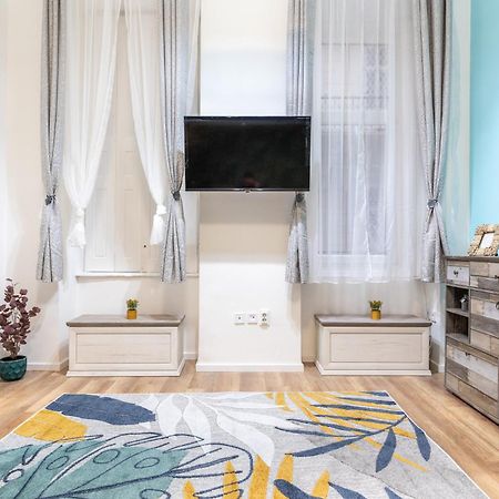 Andrassy Square Residence Budapest Bagian luar foto